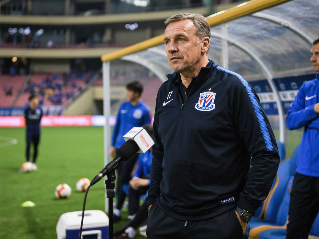 队在孔帕尼 队在孔帕尼